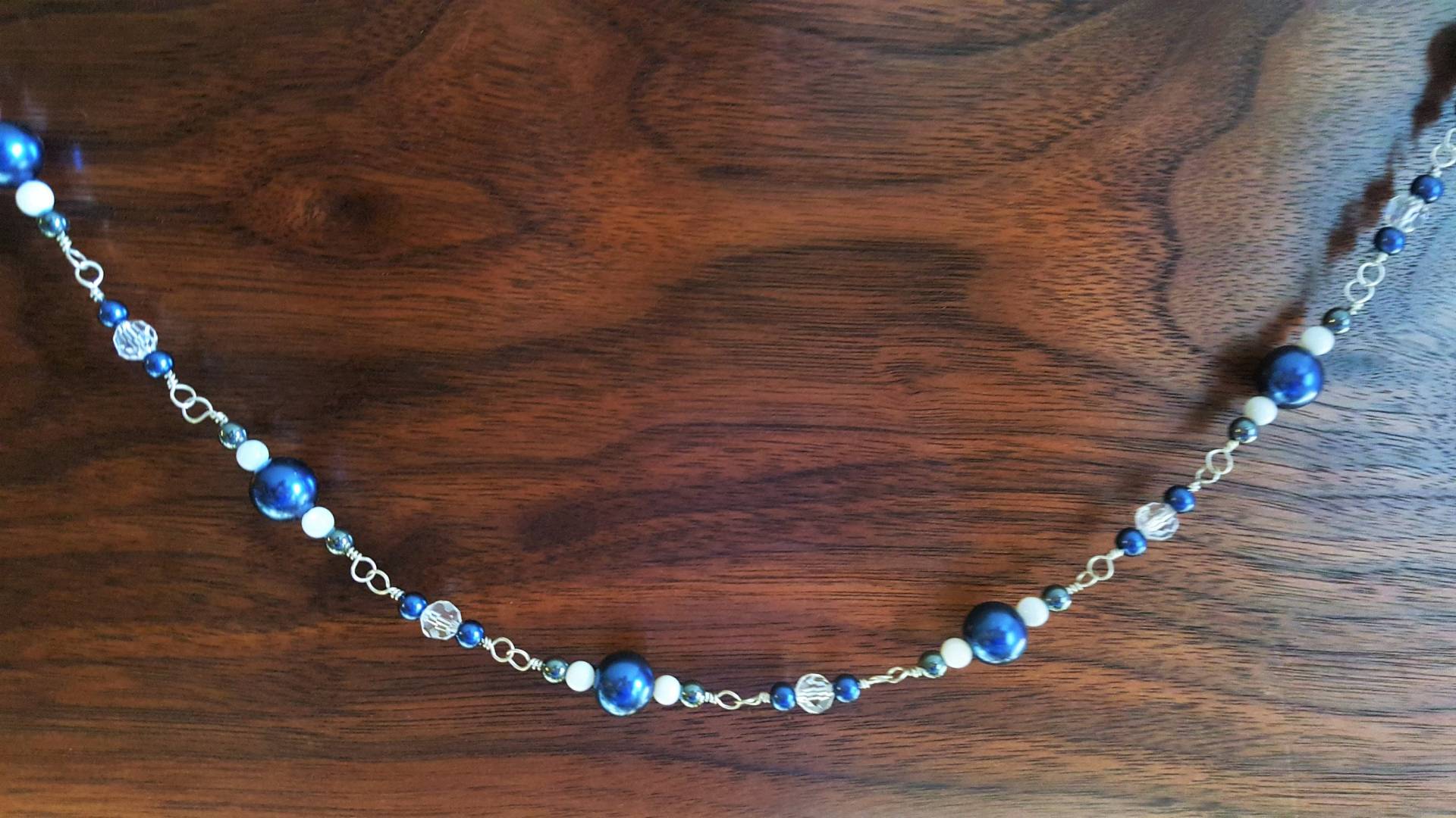 Lange Halskette Blau, Weiß Und Klar Swarovski Kristall - 32.5 Inches Lange Halskette Blau, Weiß Und Klar Swarovski Kristall - 32.5 Inches von MetalPetaler
