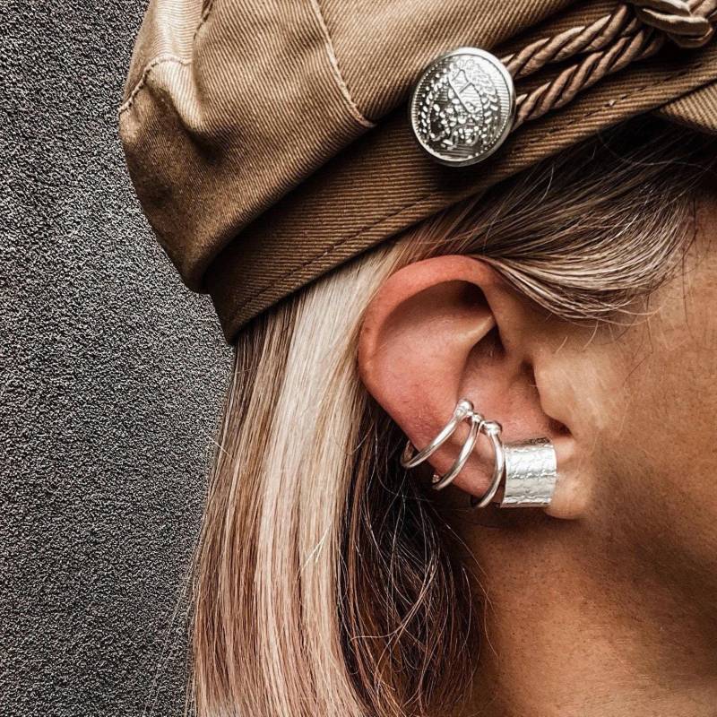 Dreibettzimmer Silber Ear Cuff Ohrring Kein Piercing von MetalRokJewellery