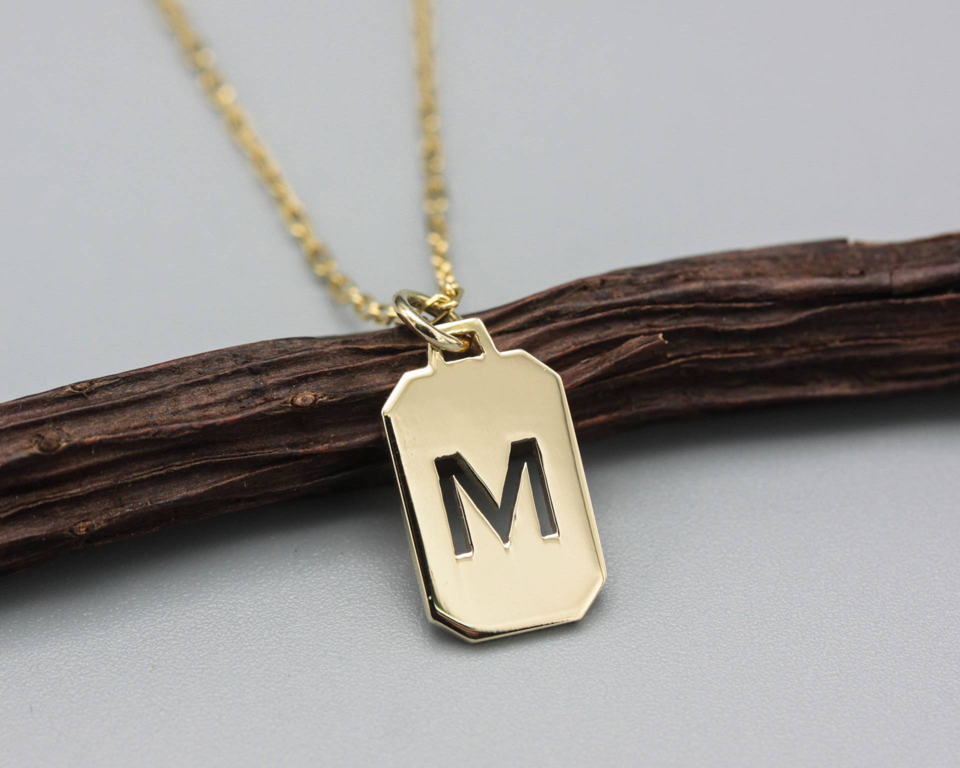 Alphabet Buchstaben, Personalisierter Namensanhänger Mit 14 K Gold, Anhänger Charm Goldkettenhalskette von MetalStudioJewelry