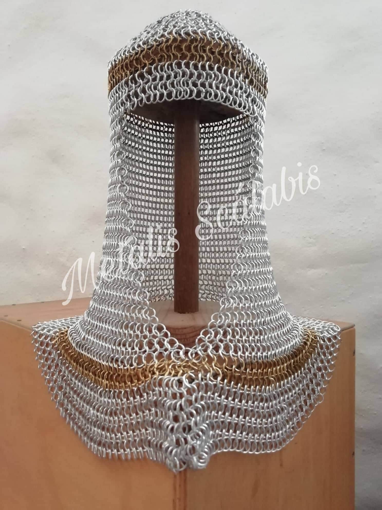 Handgefertigte Mittelalterliche Hauben Handgefertigte Mittelalterliche Hauben von MetalisScalabis