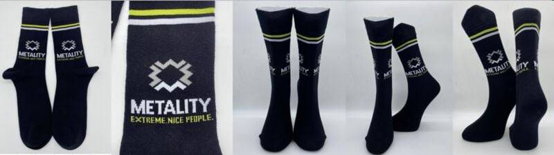 Metality Socken - EU41-45 bis EU36-40 - Größe EU 41-45 - multicolor  - Lizenziertes Merchandise! von Metality