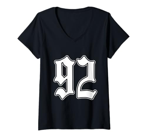 Damen #92 weiß Nummer 92 Latino Sports Fan Team Cholo Easy T-Shirt mit V-Ausschnitt von Mexican Sports Halloween Football Group Costume