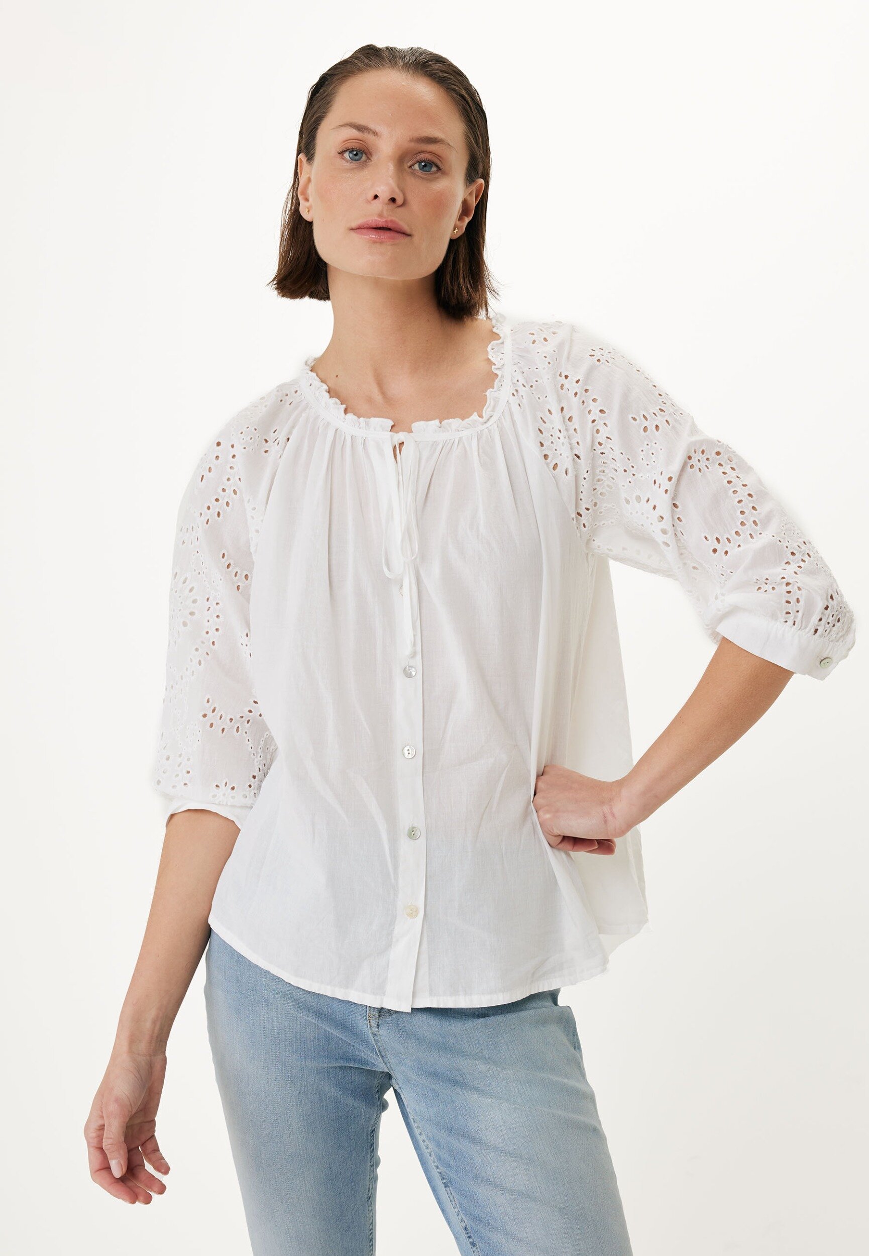 Blouse With Broidery Sleeves White von Mexx