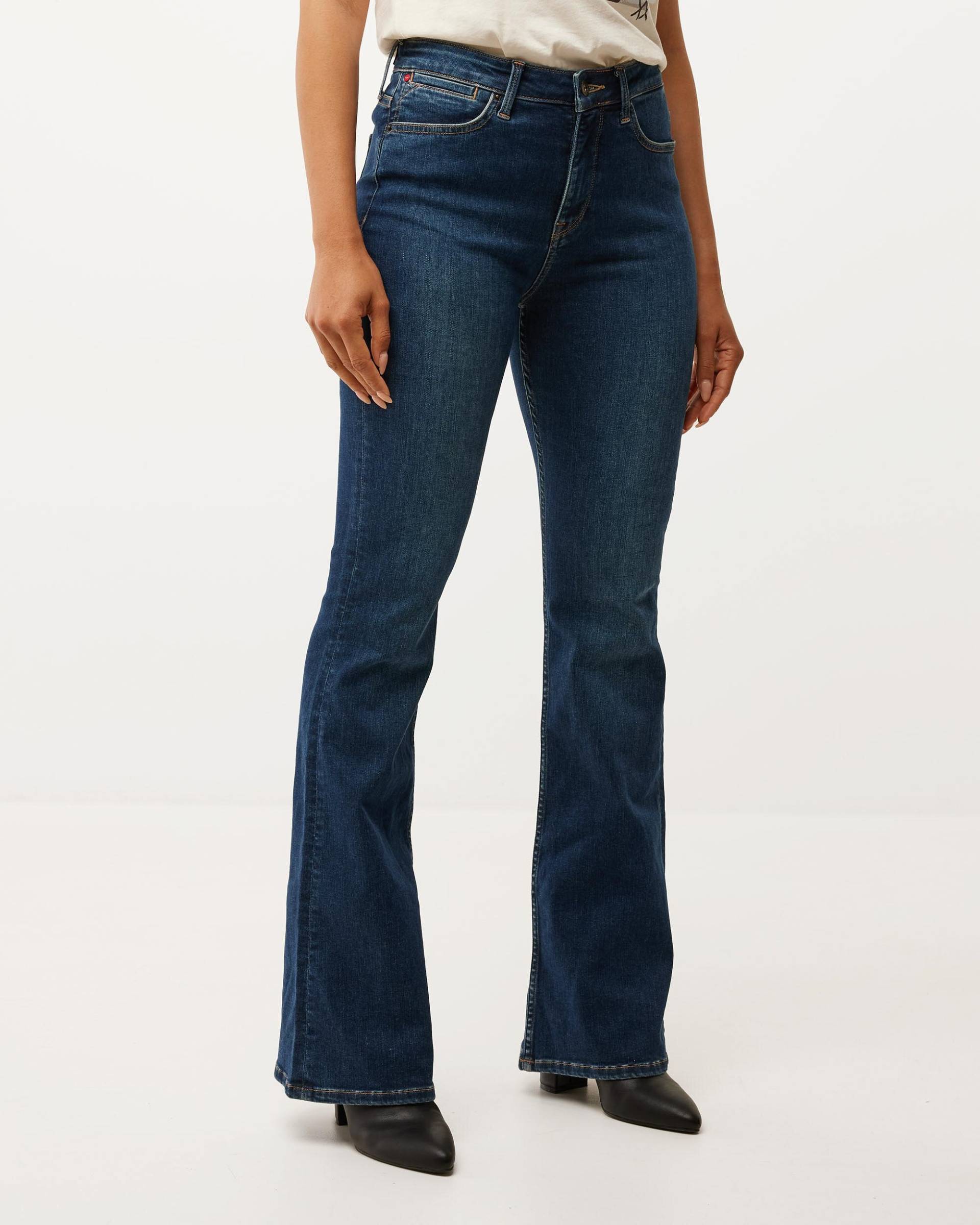 Evy High Waist / Flared Jeans von Mexx