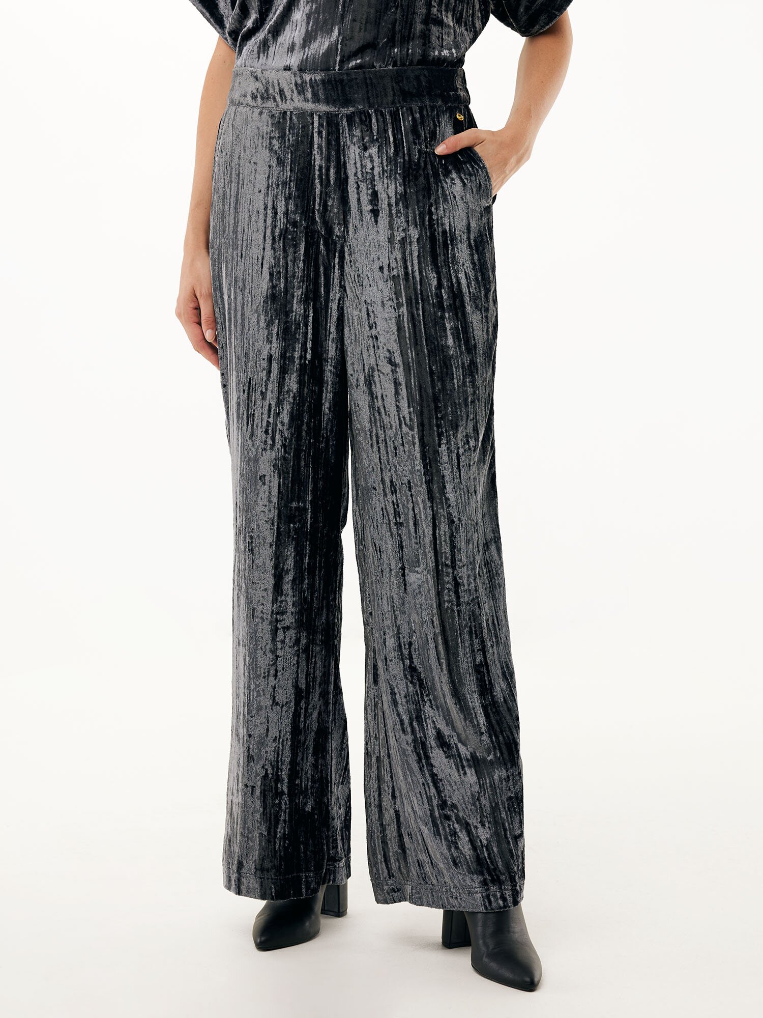 Hose Crushed Velvet Grau von Mexx