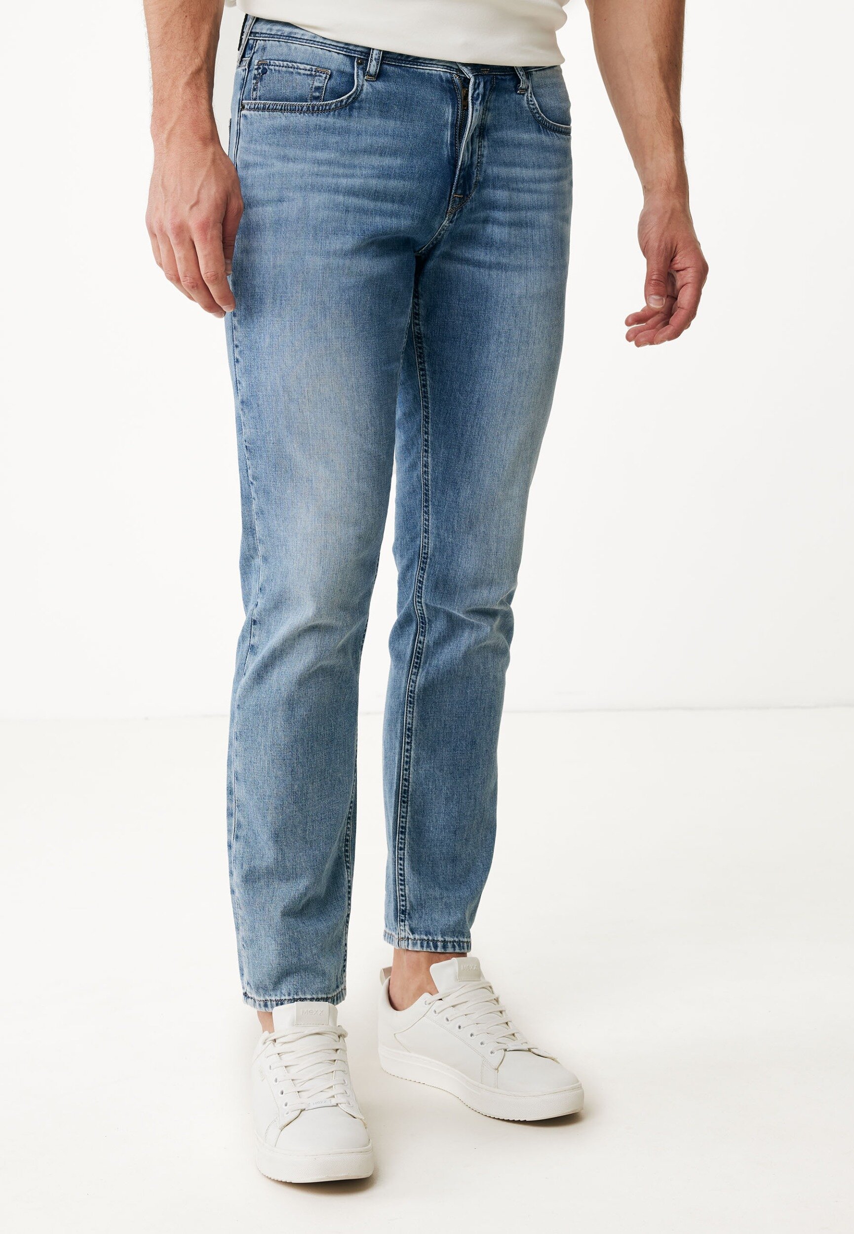 Stan Mid Waist / Straight Jeans von Mexx