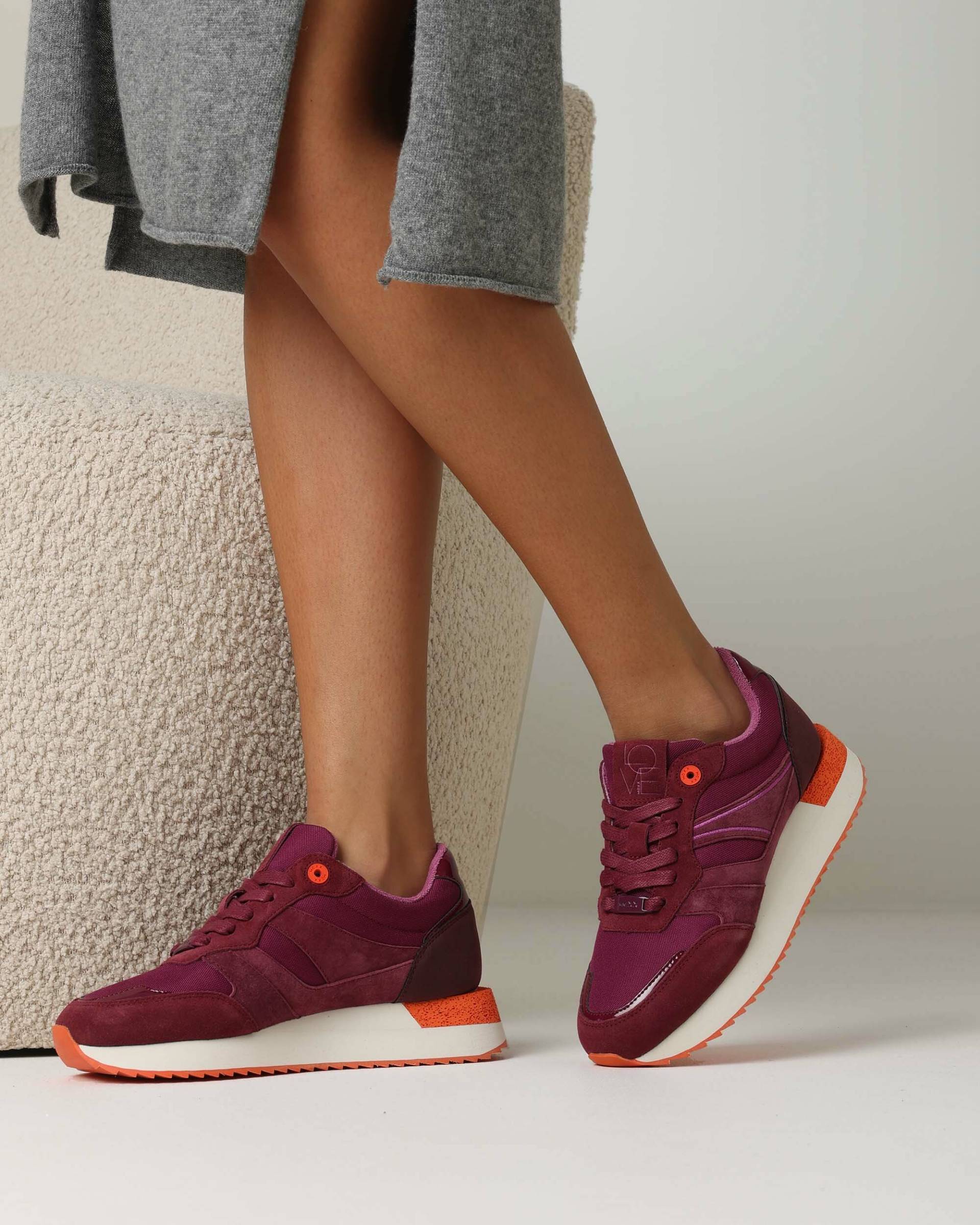 Sneaker Jazzy Bordeaux von Mexx