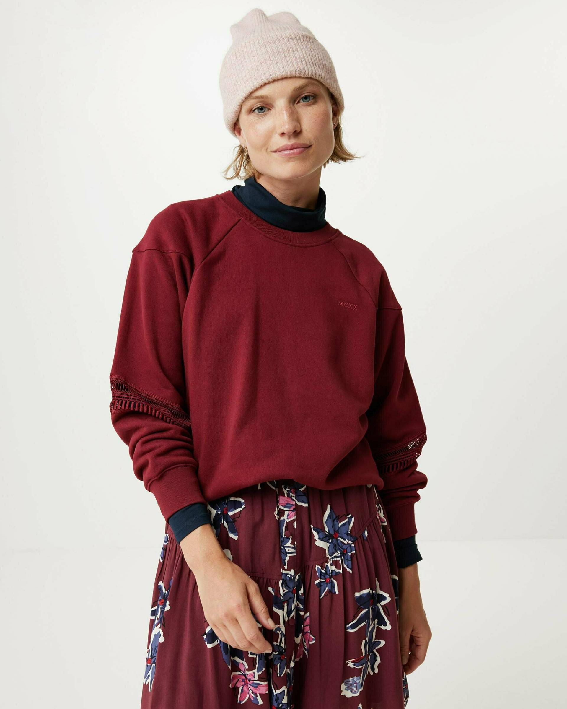 Sweat with lace details at sleeves Dark Red von Mexx