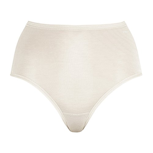 Mey 2er Pack Damen Taillen-Pants Lights Basic - 89203 - Perlweiß - Größe 52 - Damenslips ohne Seitennähte - Taillenslip - Maxislip Mey 2er Pack Damen Taillen-Pants Lights Basic - 89203 - Perlweiß - Größe 52 - Damenslips ohne Seitennähte - Taillenslip - Maxislip von Mey