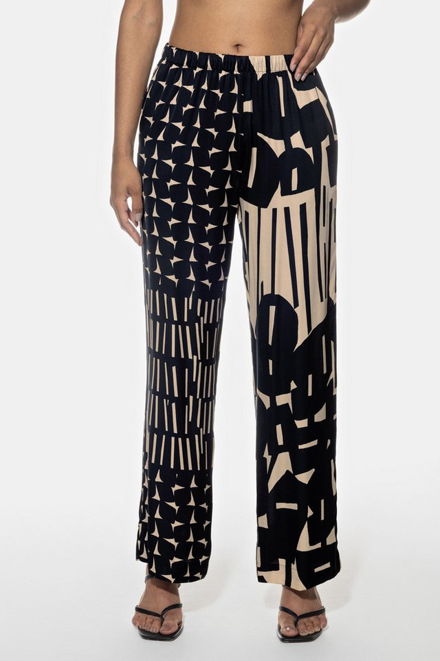 Mey Schlafhose Damen Serie Evening Geometric Großflächiger Print (1-tlg) von Mey
