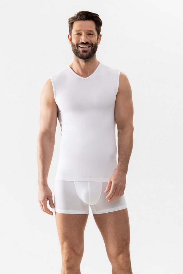 Mey Unterziehshirt Herren Serie Software Uni (1-St) Modal-Mix, V-Neck, breite Träger, Feinripp, ohne Seitennähte von Mey