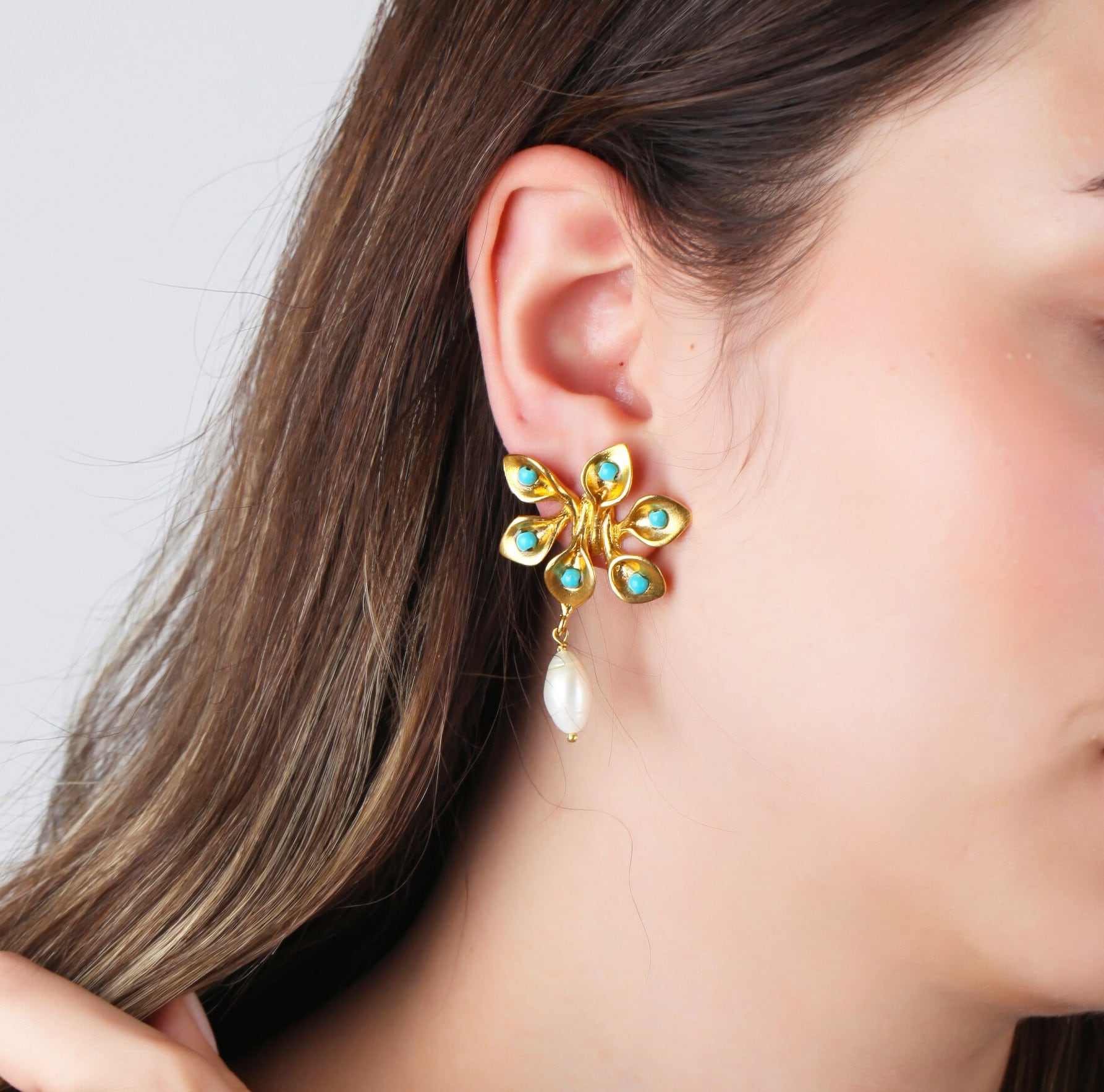 Handgemachte Türkis & Perlen Gold Ohrringe Türkisch Baumeln Schmuck von MeyArtDesign