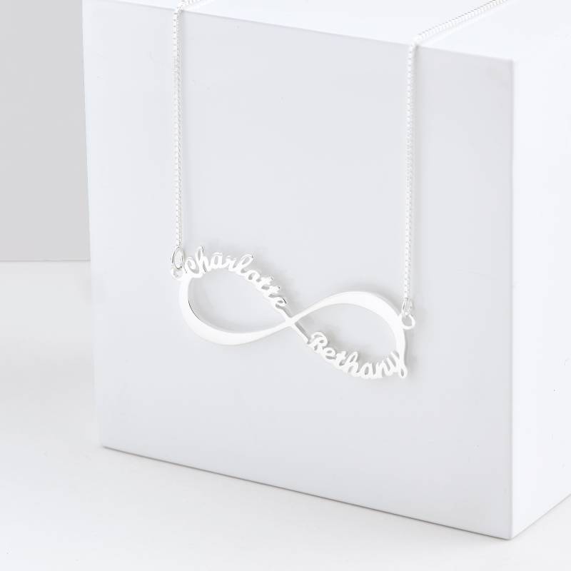 sterling Silber Infinity Namenskette | Silberne Unendlichkeit Halskette Personalisierte Familienname von MhohoAndCo