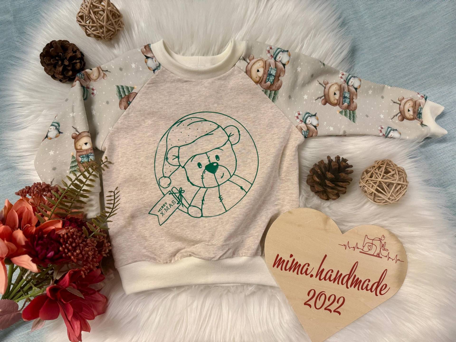 Kinder-Pullover Größe 80/ Winter-Motiv/ Bügelbild Bär/ Kinderkleidung/ Kindermode/ Unikat/ Sweatshirt/Handgefertigt/ Geschenk Für Kinder/ von MiMaHandmade2022