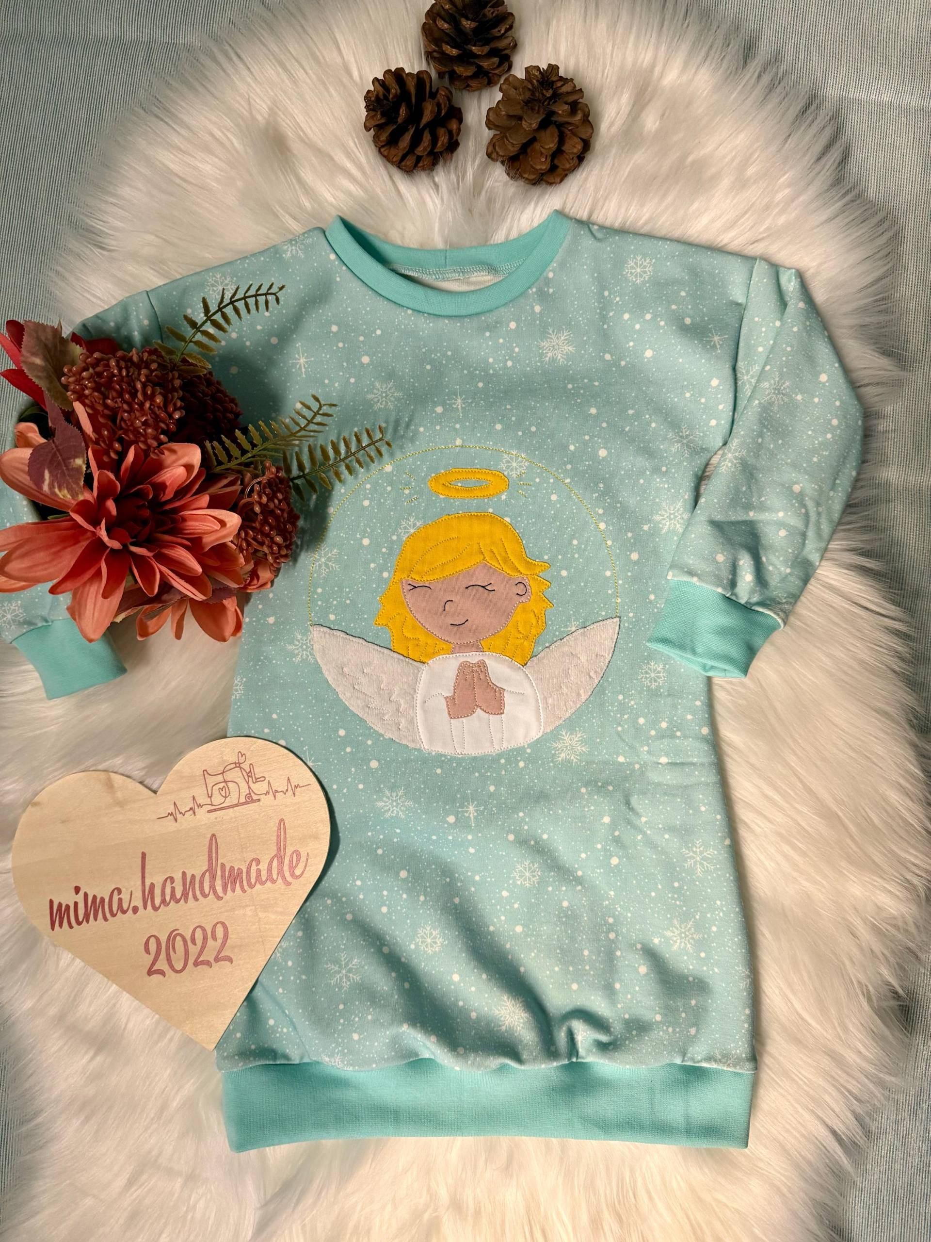 Kleid/ Größe 98/ Sweatkleid/ Kleidung Für Mädchen/ Nachhaltige Kindermode/ Handgemachte Kinderkleidung/ Geschenkidee/ Motiv Winter von MiMaHandmade2022