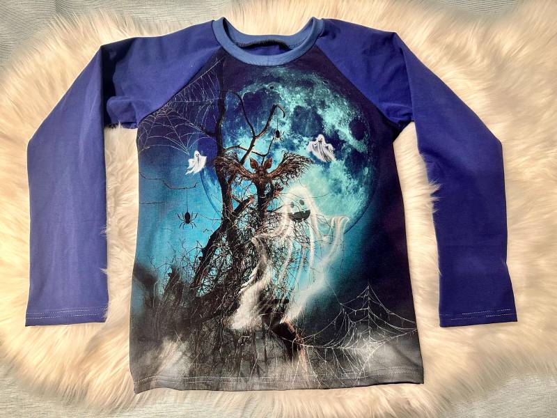 Größe 128/Raglan Langarmshirt/ Sweatshirt/ Pullover/ Motiv Halloween/ Handgemachte Kinderkleidung/ Unikate Kindermode/ Geschenkidee/ Herbst von MiMaHandmade2022