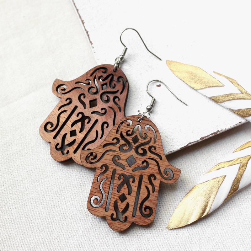Holz Ohrringe Hand Der Fatima Ohrhänger | Ohrschmuck Boho Stil von MiMaKaefer
