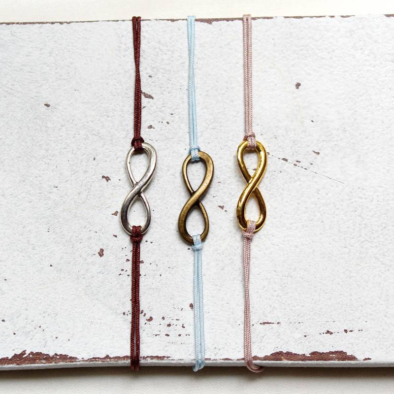 Makrameearmband Infinity - Armschmuck, Dezentes Armband, Freundschaftsarmband von MiMaKaefer