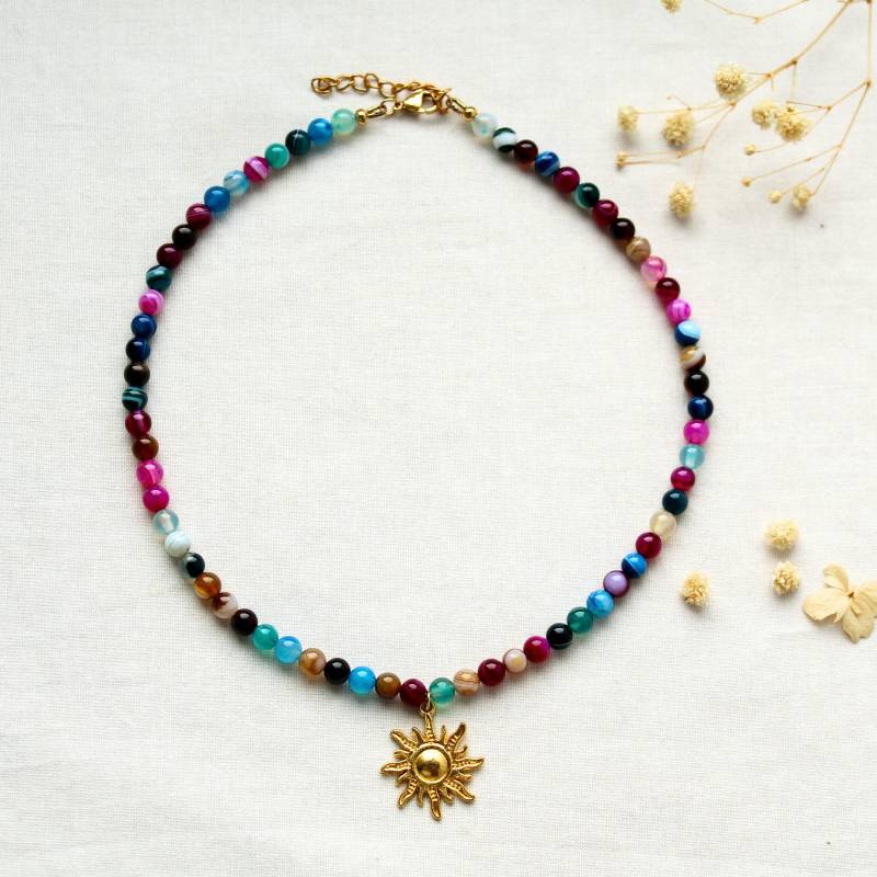 Kette Aus Buntem Achat Mit Sonnenanhänger - Handgemachte Perlenkette Im Boho Stil | Halskette Für Frauen von MiMaKaefer