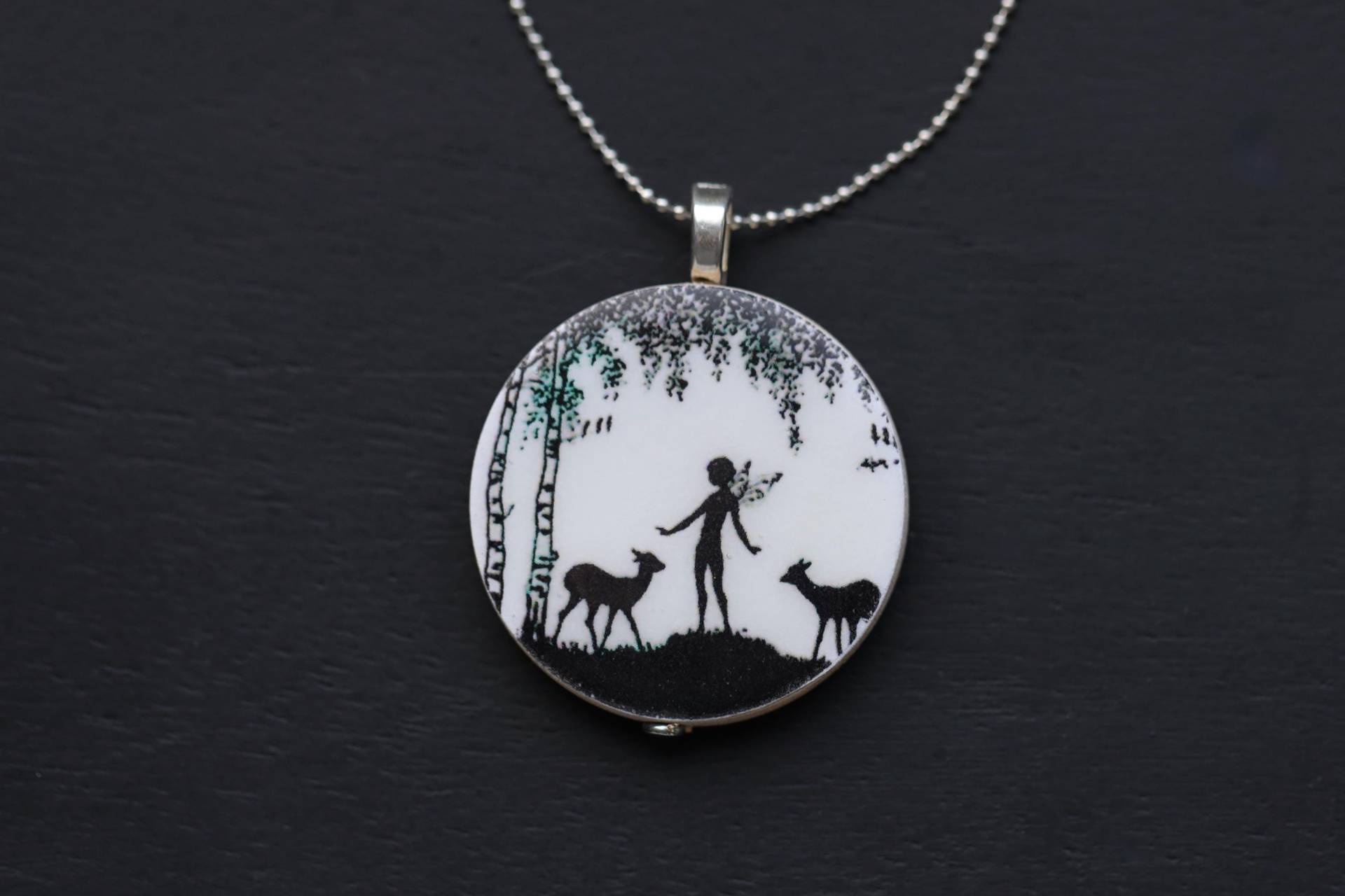 Elfenwald Nostalgie Scherenschnitt Holz Anhänger Märchen Geschenk Elfenwald Nostalgie Scherenschnitt Holz Anhänger Märchen Geschenk von MiMaMeise