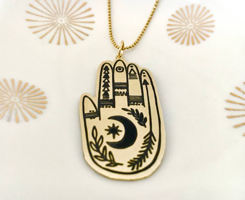 Mystical Hand Mond Stern Messing Schwarz Kette Halskette von MiMaMeise