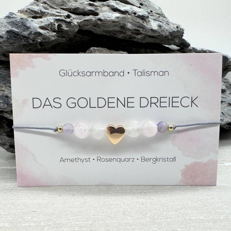 Das Goldene Dreieck Edelstein Macramé Armband Rosenquarz Amethyst Bergkristall Ø 6+8 Mm Glücksbringer Talisman Mac007.2 von MiPerlaDesign