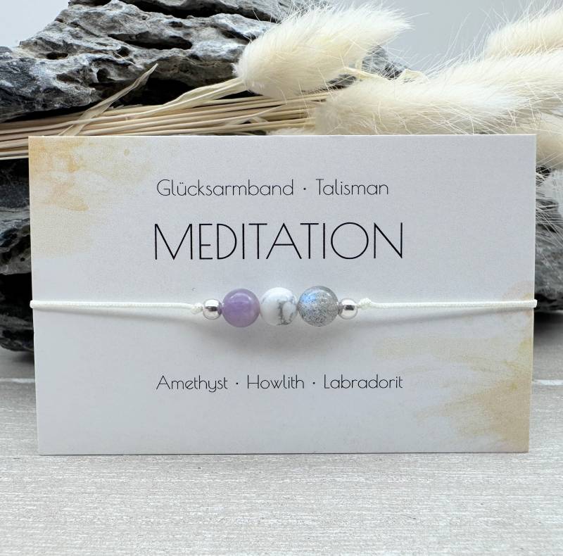 Meditation Edelstein Macramé Armband Amethyst Howlith Labradorit Ø 6 Mm Glücksbringer Talisman Achtsamkeit Lebensfreude von MiPerlaDesign
