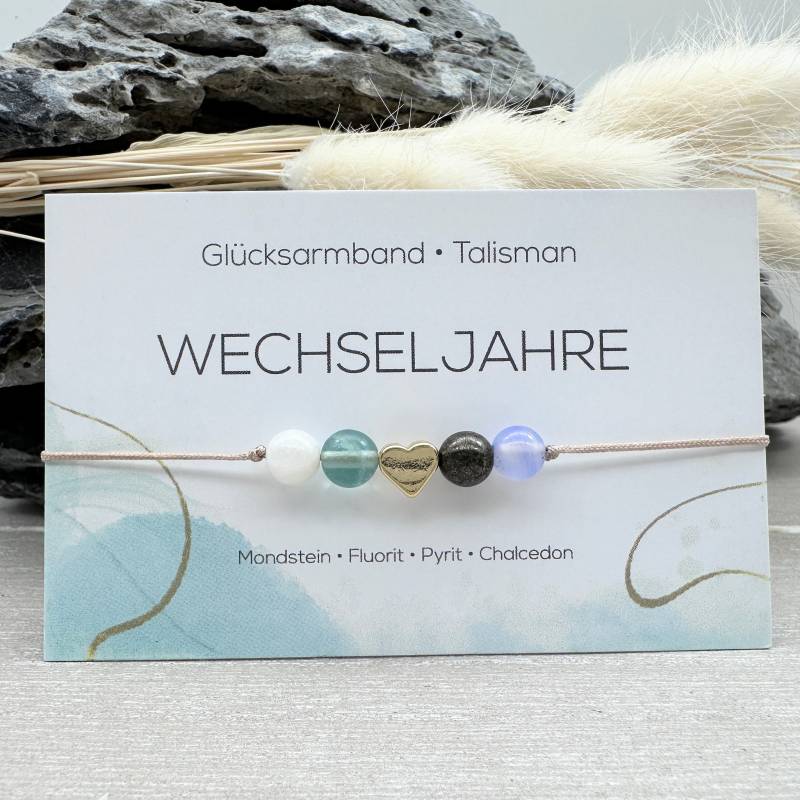 Wechseljahre Edelstein Macramé Armband Mondstein Fluorit Pyrit Chalcedon Ø 6 Mm Herz 18K Vergoldet Glücksbringer Mac016.1 von MiPerlaDesign