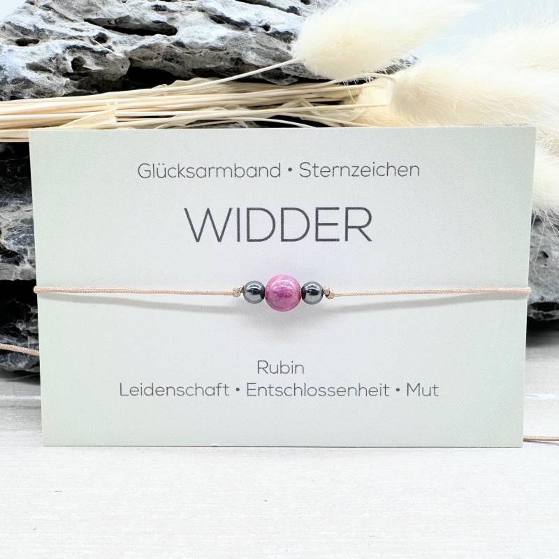 Widder Edelstein Macramé Armband Rubin Ø 6 Mm Hämatit 4 Sternzeichen Glücksarmband von MiPerlaDesign