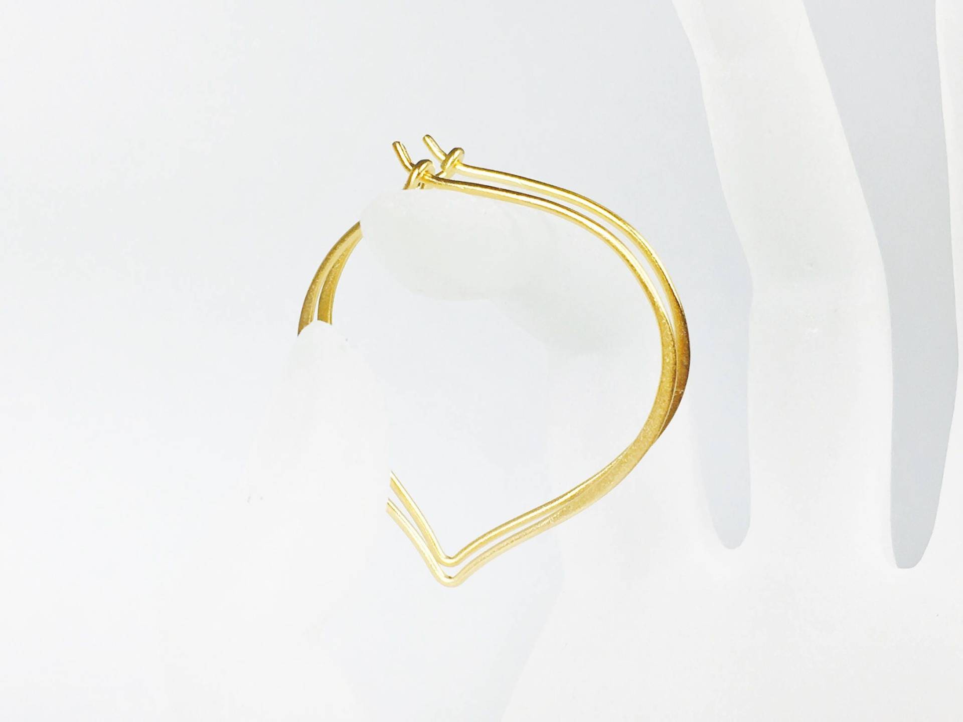 Gold Creolen, Lotusblatt Creolen Ohrhaken, Matte Finish, Alltägliche Ohrringe, Große Leicht, Vermeil Gold Creolen, Lotusblatt Creolen Ohrhaken, Matte Finish, Alltägliche Ohrringe, Große Leicht, Vermeil von MiShelli