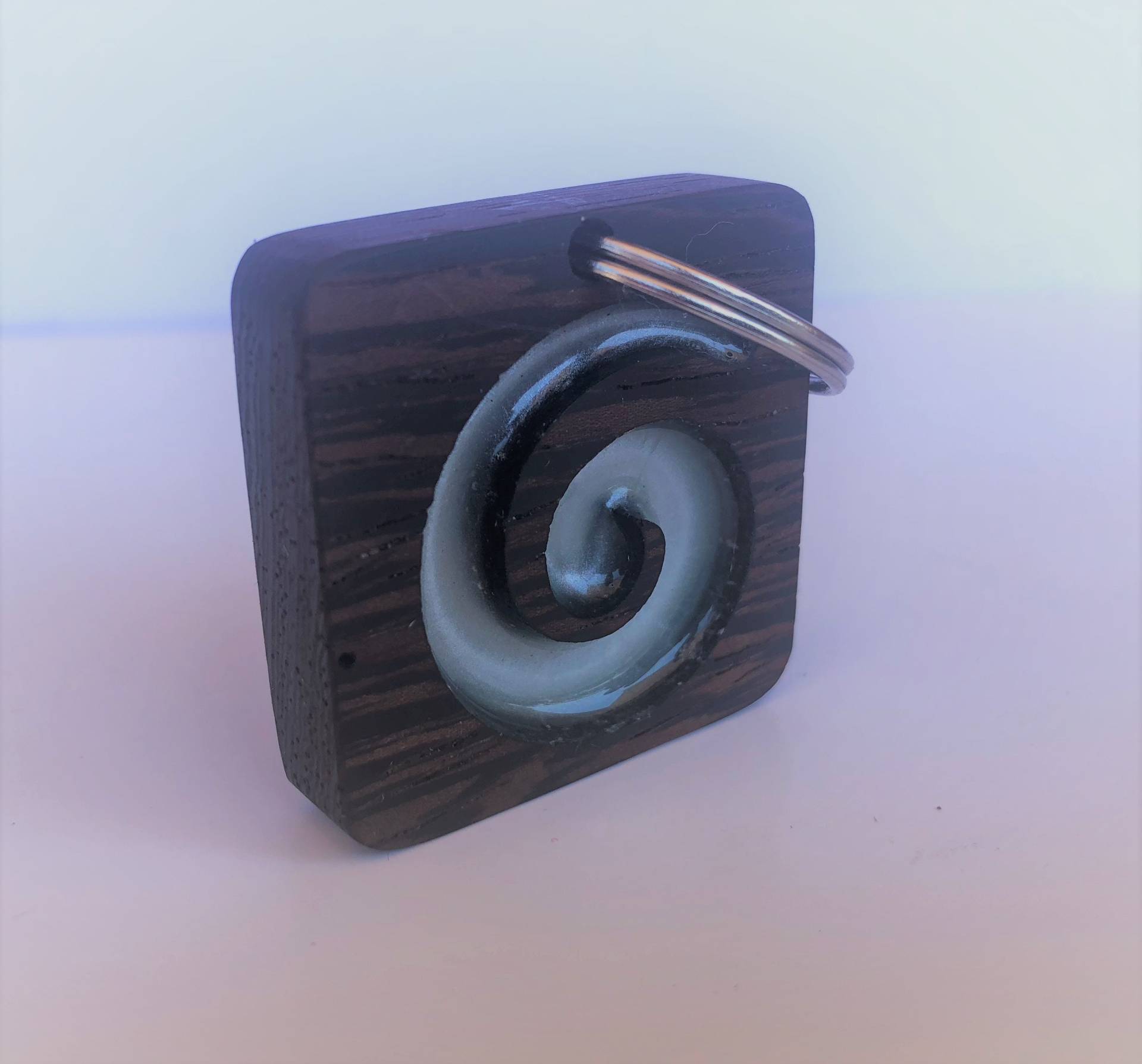 Vertigo Keychain von MiZuGifts