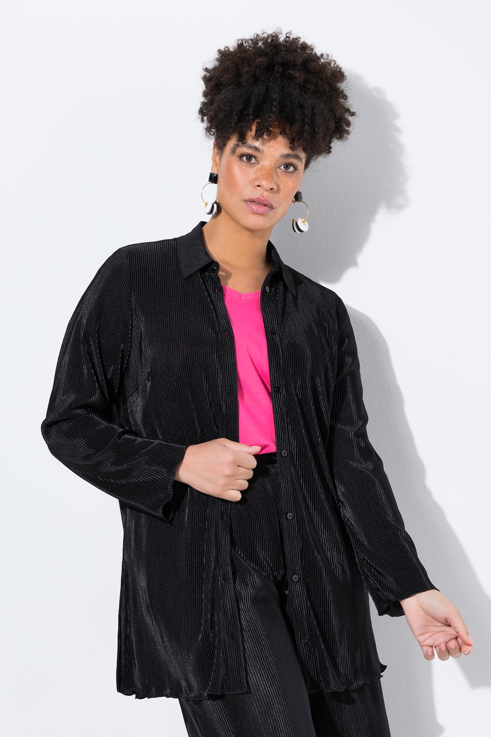 Große Größen Plissee-Bluse, Damen, schwarz, Größe: 60, Polyester, Mia Moda von Mia Moda