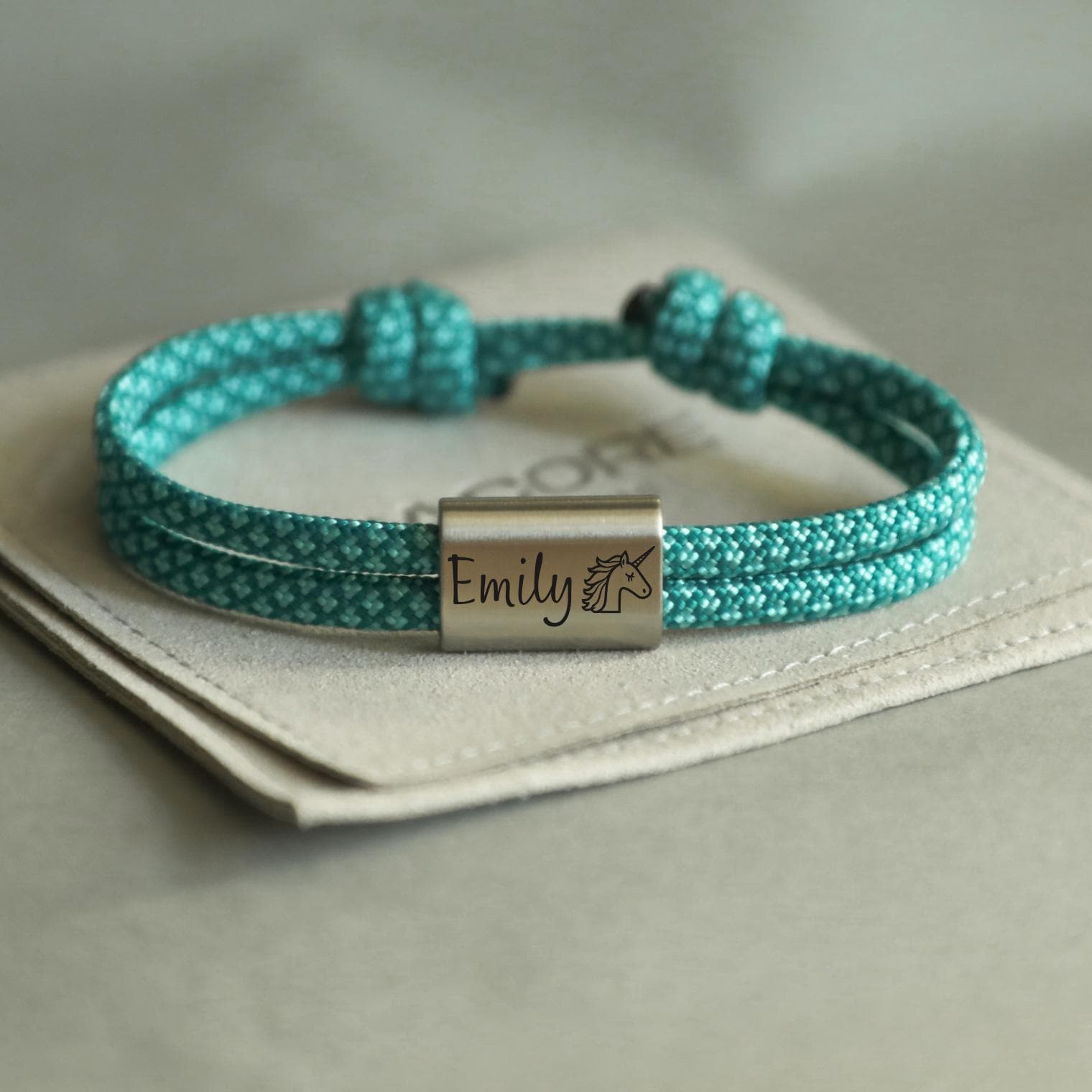 Personalisiertes Armband Für Kinder Mit Gravur, Handgemachtes Segeltau, Weihnachtsgeschenk Mädchen Und Jungen von MiaCoreDE