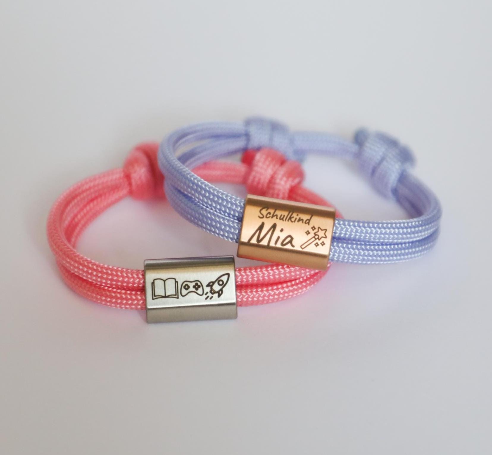 Schulkind Armband Personalisiert, Einschulungsgeschenk Jungs Mädchen, Handgemachtes Kinderarmband Schulkind Armband Personalisiert, Einschulungsgeschenk Jungs Mädchen, Handgemachtes Kinderarmband von MiaCoreDE