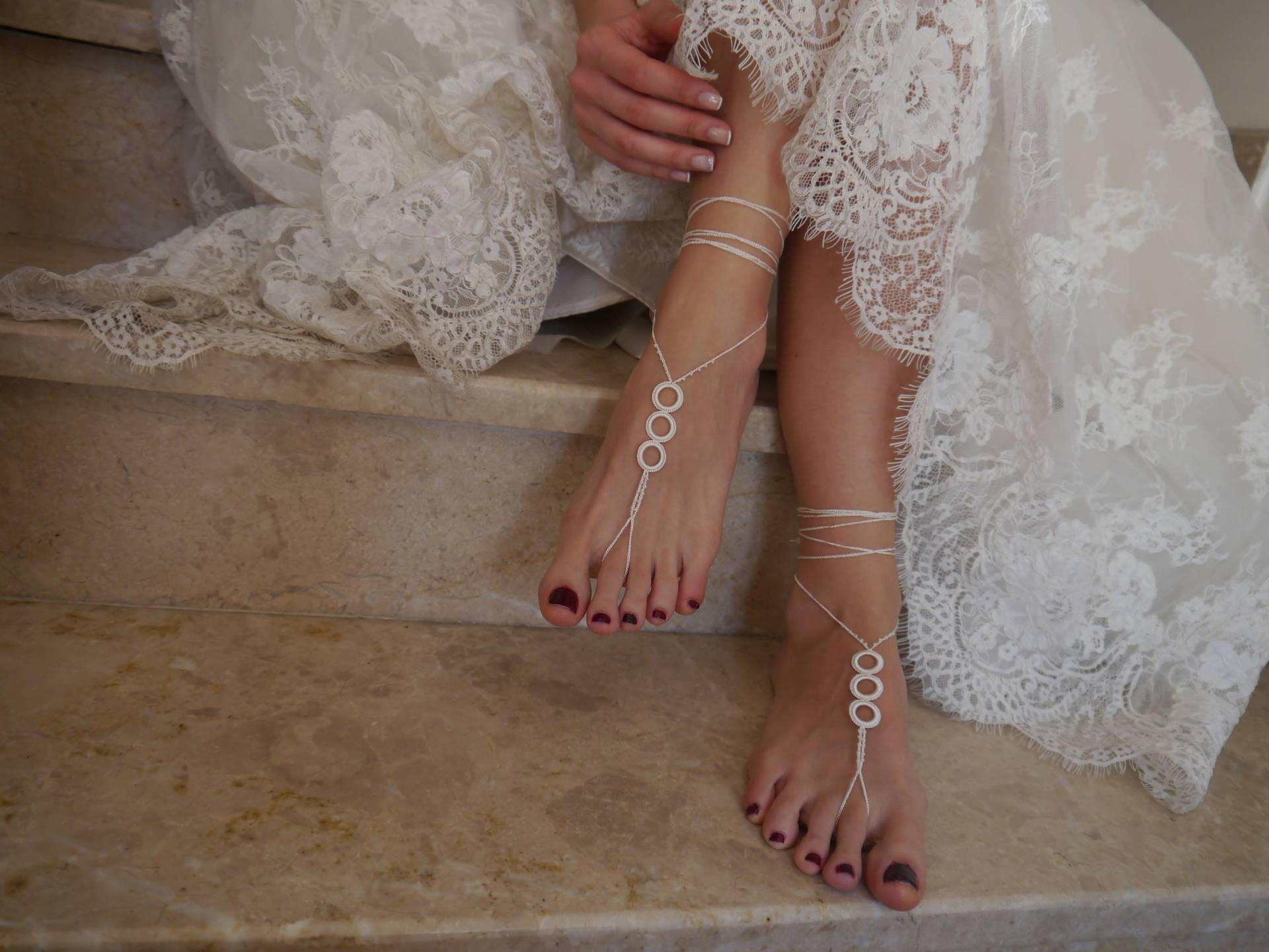 Elfenbein Häkeln Barfuß Sandalen Perlen Strand Hochzeit Fuß Schmuck von MiaJewelryStudio