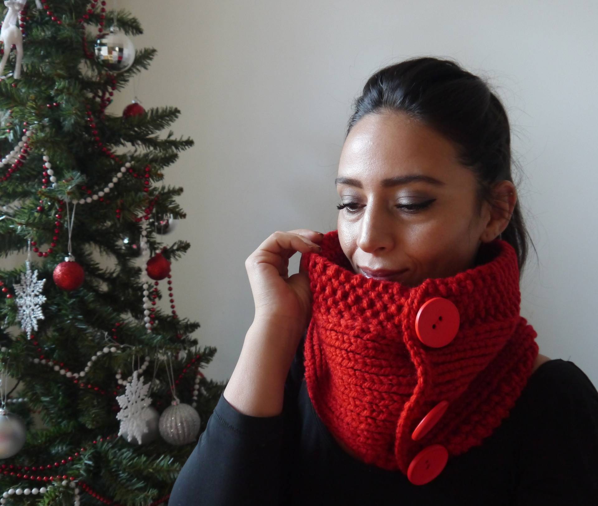 Roter Schal, Frauen Winter Accessoire von MiaJewelryStudio