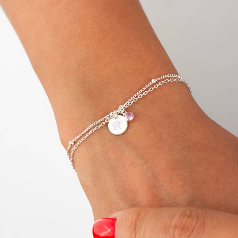 Personalized Initial Bracelet in Gold, Silver With Birthstone | Engraved Disc Pendant Gift For Wife, Best Friend von Miajuwelier