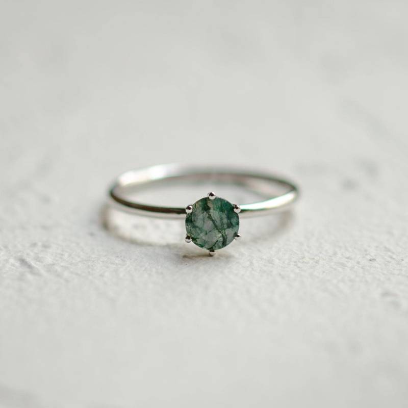 Schlichter Runder Solitär-Ring Aus Moosachat, Einzigartiger Grüner Edelstein-Verlobungsring, Natur Inspirierter Moosachat-Verlobungsring von MialisJewelryStore