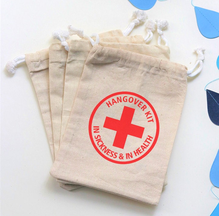 Survival Kit Kater Taschen Bei Krankheit & in Gesundheit Hochzeit Musselin Gastgeschenk Tasche Brautjungfern Geschenk Junggesellinnengeschenk Für Survival Kit Kater Taschen Bei Krankheit & in Gesundheit Hochzeit Musselin Gastgeschenk Tasche Brautjungfern Geschenk Junggesellinnengeschenk Für von MiapartyDesigns