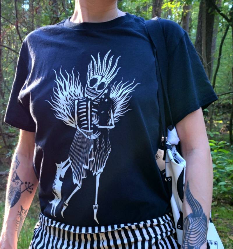 T-Shirt Cat Catcher 2 Gothic Witchy Shirt Skull Dunkles Grunge-Skelett Vintage-Goth-Shirt Gothic-Kleidung Unisex von Miaum