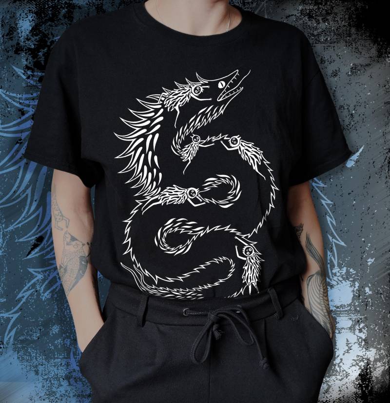 T-Shirt Lindwurm Witchy Print Creature Mystisch Unisex Fashion Fantasy Gothic Dragon Fabelwesen Illustration T-Shirt Lindwurm Witchy Print Creature Mystisch Unisex Fashion Fantasy Gothic Dragon Fabelwesen Illustration von Miaum