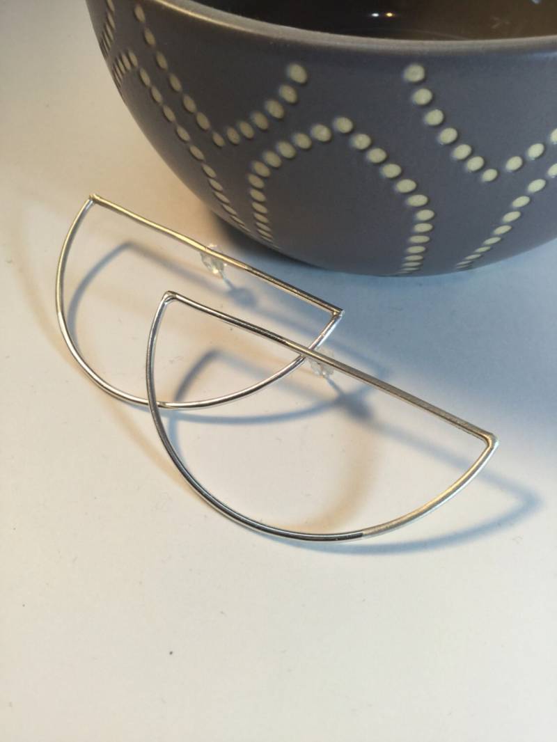 sterling Silber Halb Creolen sterling Silber Halb Creolen von MibbieJewelry