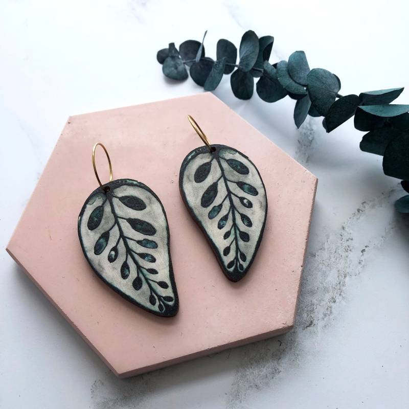 Blatt Hoop Ohrringe - Calathea Makoyana Pflanzen Hoops von MicaPeet