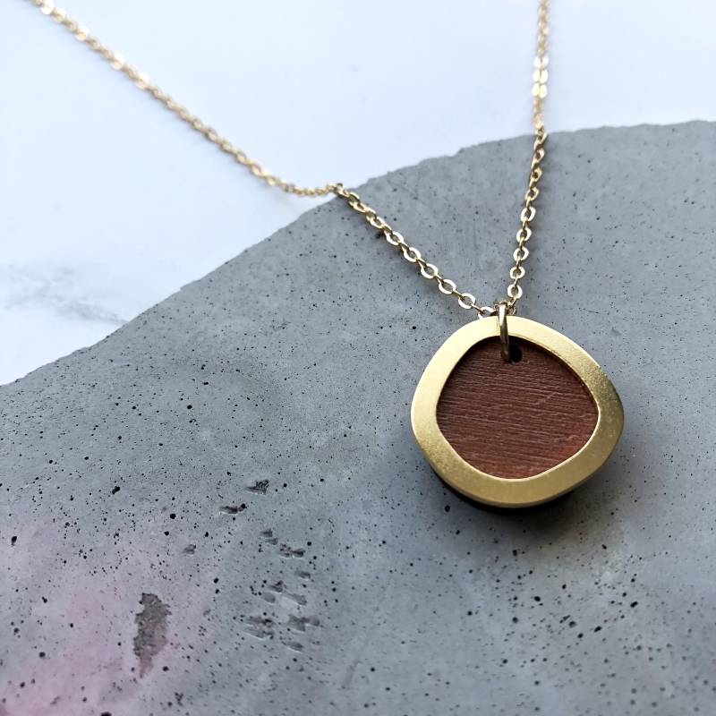 Minimale Kreis Halskette in Orange & Gold von MicaPeet