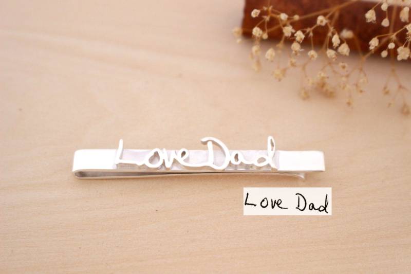 Handschrift Krawattenklammer - Handgeschriebene Geschenk Für Ihn Abschlussgeschenk Vater Weihnachtsgeschenk von MichPersonalized