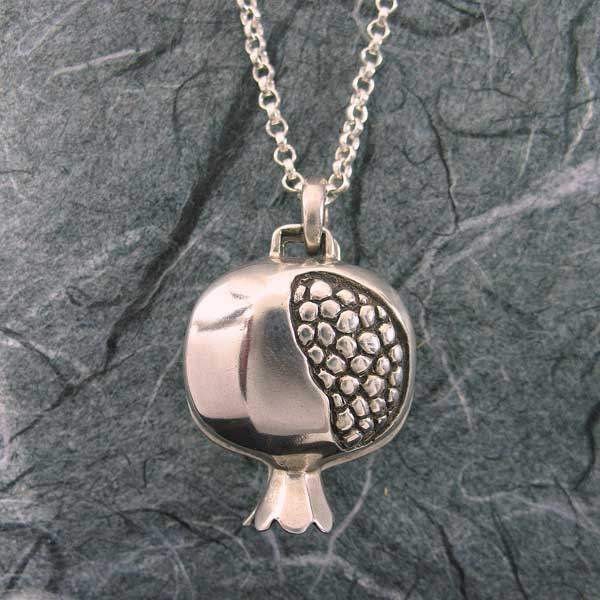 Silber Großer Granatapfel 2 Bilder Locket Silber Großer Granatapfel 2 Bilder Locket von MichaelBromberg