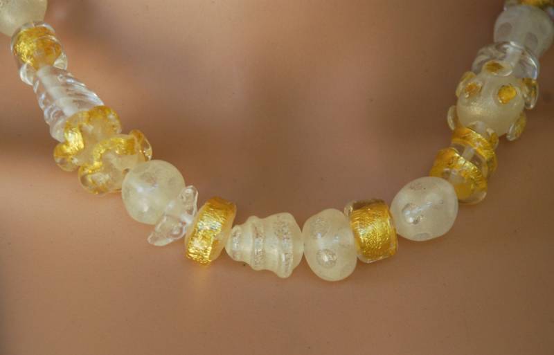 Glasperlen Halskette, Murano Chunky Goldfolien-Halskette, Handwerker-Halskette Glasperlen Halskette, Murano Chunky Goldfolien-Halskette, Handwerker-Halskette von MichalGamlieli