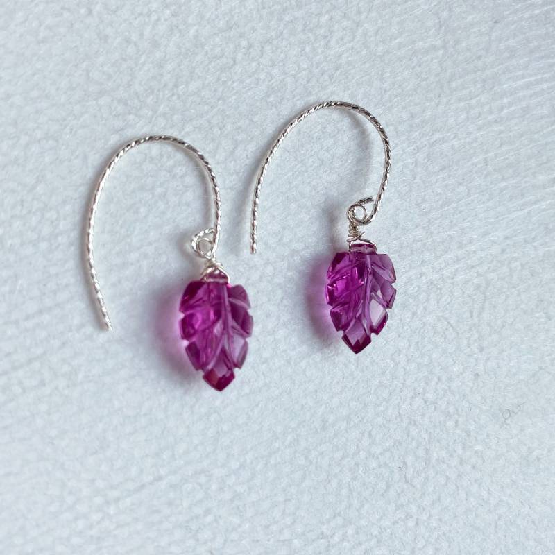 Indien Purple Quartz 925Er Silber Ohrringe, Blattschnitzerei Indien Purple Quartz 925Er Silber Ohrringe, Blattschnitzerei von Micharzoee