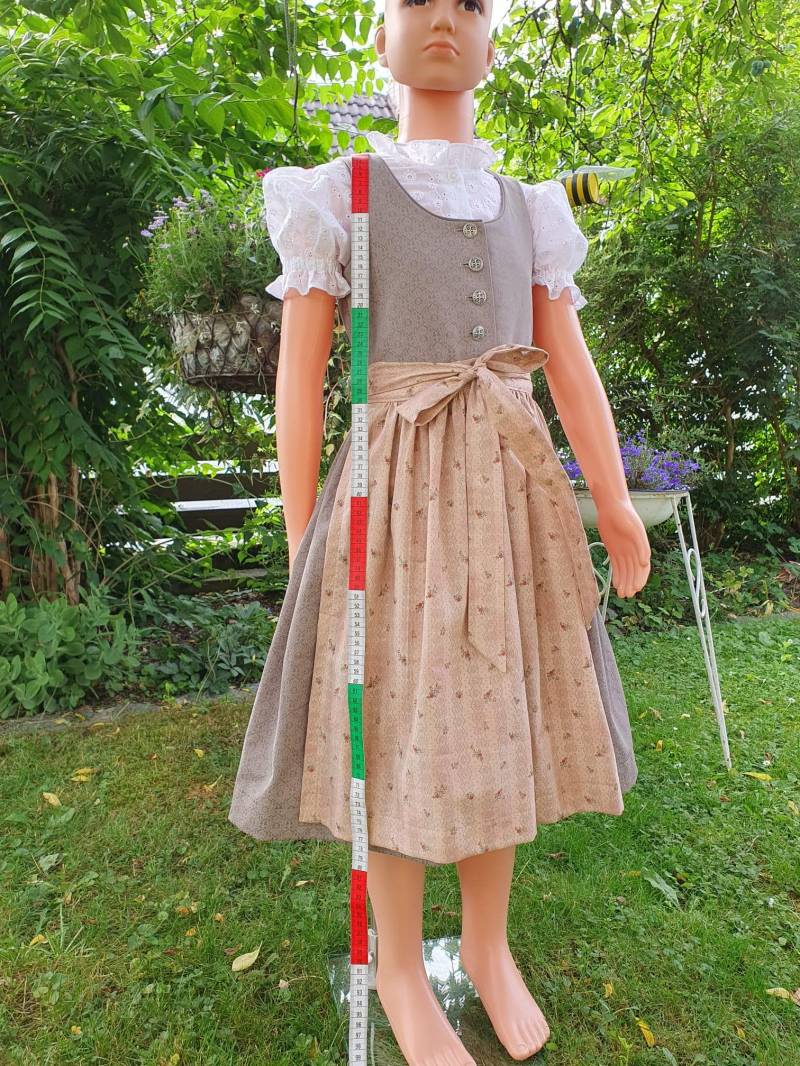 Kinderdirndl Größe 128 Cappucinofarben von MichasHobby