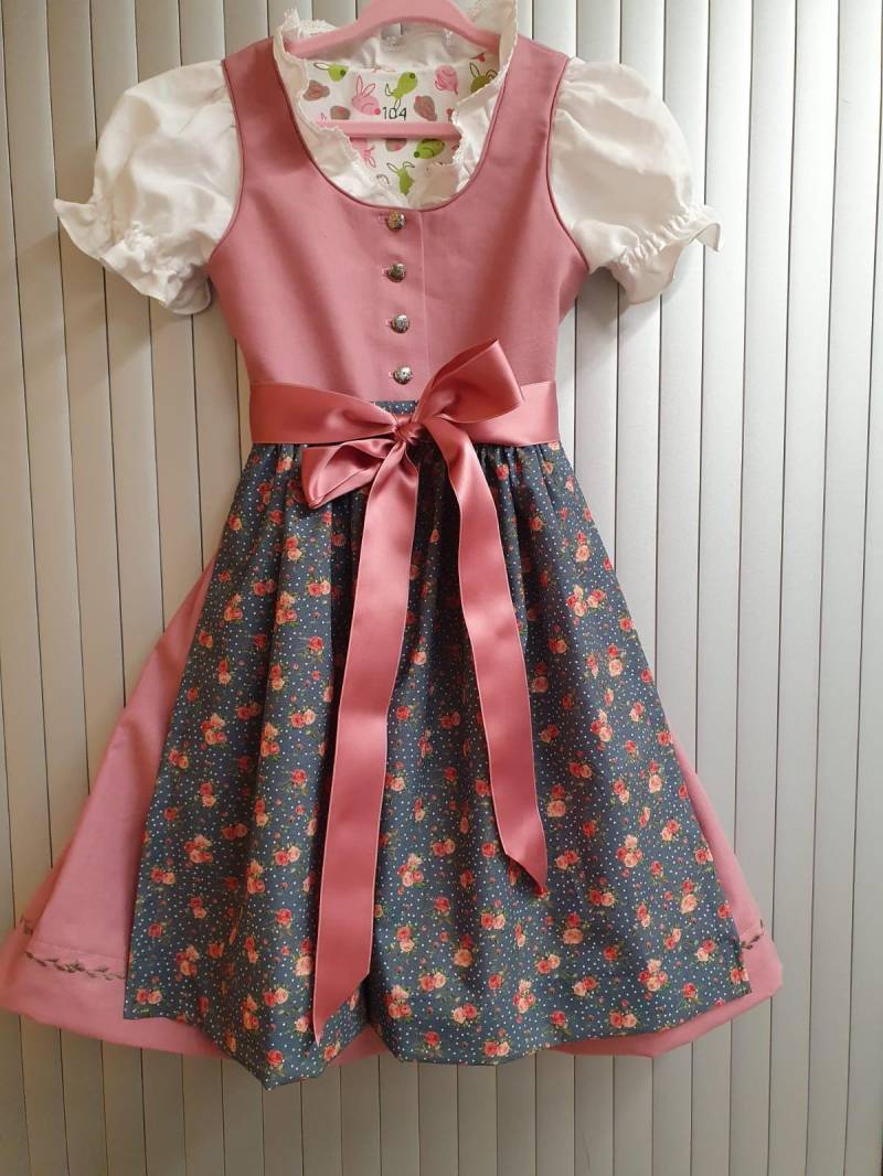 Kinderdirndl Rosa Größe 104 von MichasHobby